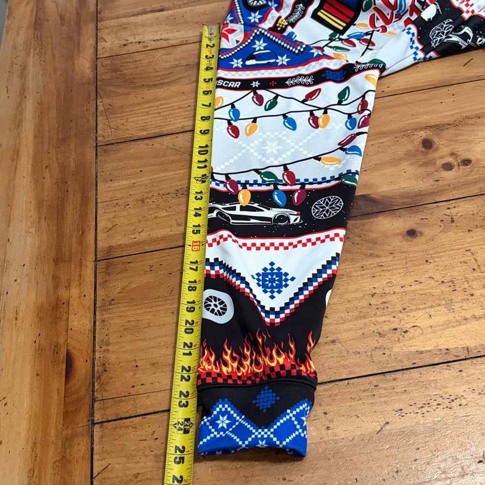 NASCAR ProSphere Holiday Sweatshirt size M - Picture 12 of 12